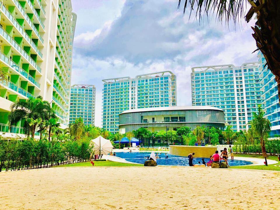 Azure C2 Balcony Wifi Near Mall Airport Multiple Units Paranaque City Eksteriør billede